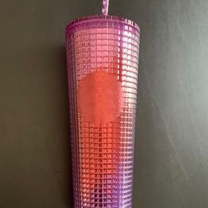 Starbucks  24 oz Tumbler Grid Venti red and purple